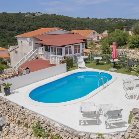 Ruza Dugi Otok * Dragove