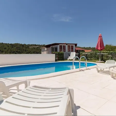 Ruza Dugi Otok
