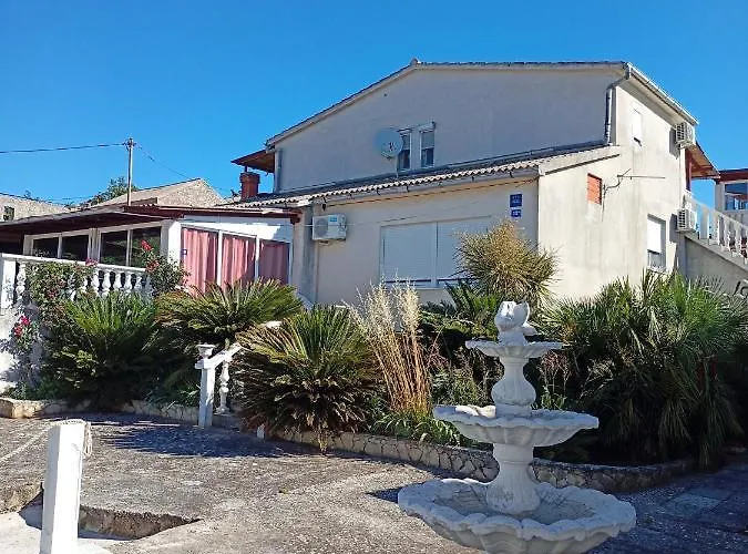 Ruza Dugi Otok Apartamento *