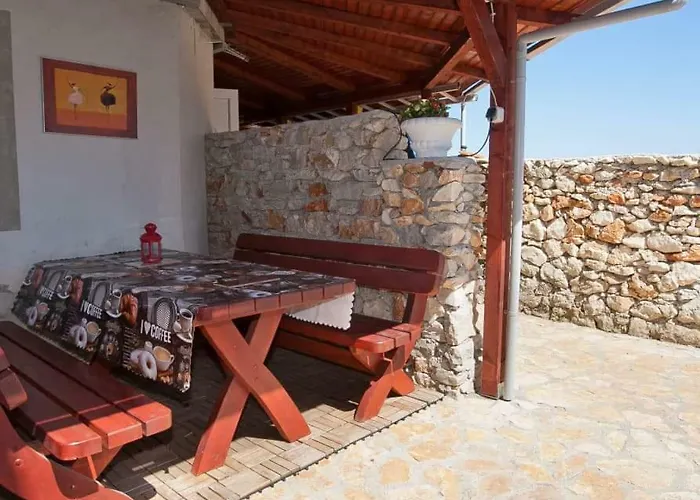 Ruza Dugi Otok