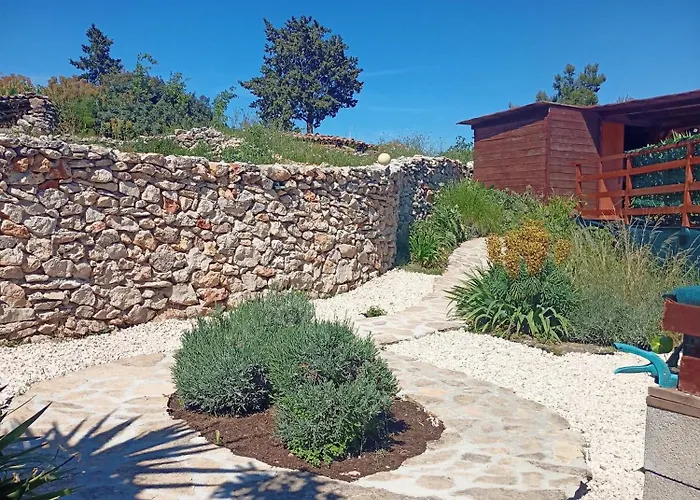 Ruza Dugi Otok شقة