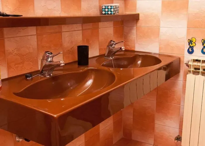 Ruza Dugi Otok Dragove